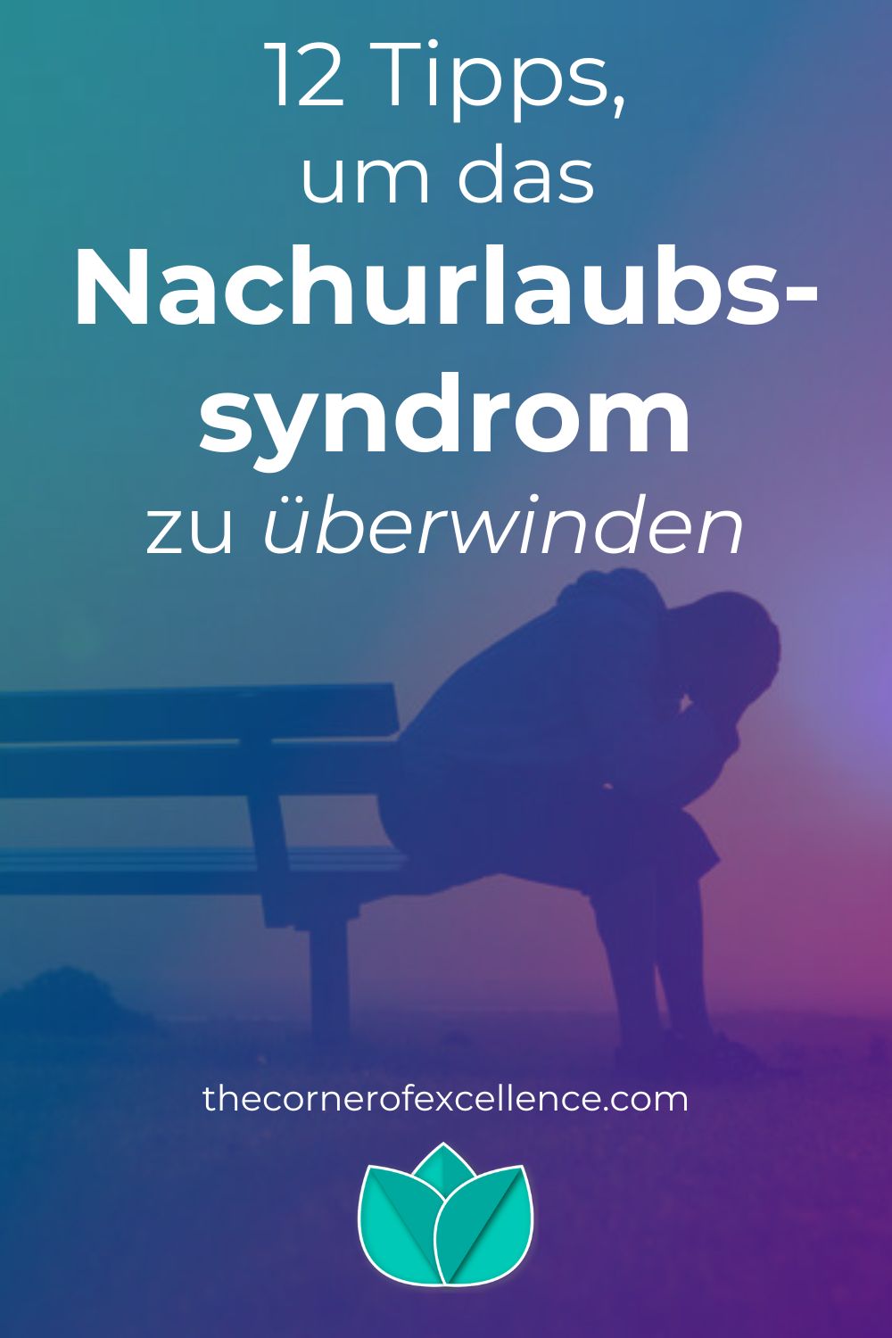 Tipps Nachurlaubssyndrom ueberwinden Arbeitstief nach dem Urlaub Nachurlaubsdepression Nachurlaubsstress traurige deprimierte Person auf Bank